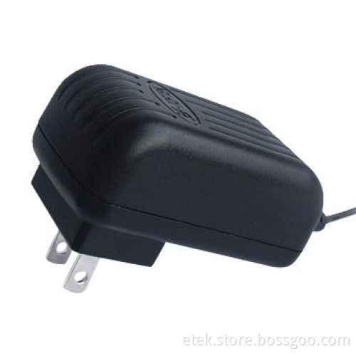 Switching Power Adapter with USA AC Plug and 12W Output Power, Made in China